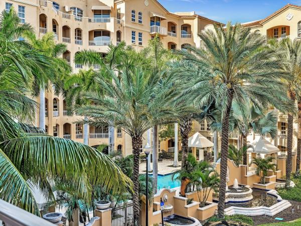 Alaqua, 3001 NE 185th St #322, Aventura, Florida 33180, image 1