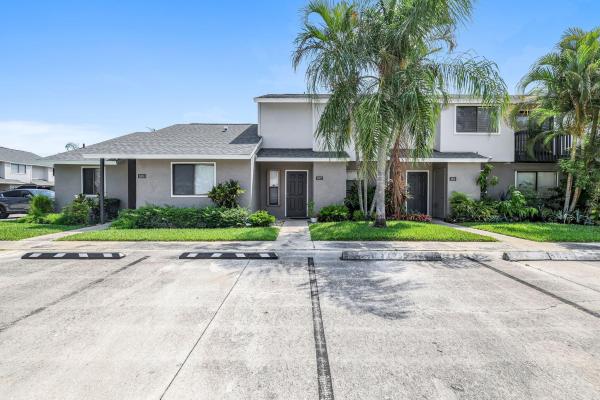 Canalakes, 3807 Inlet Cir, Greenacres, Florida 33463, image 1