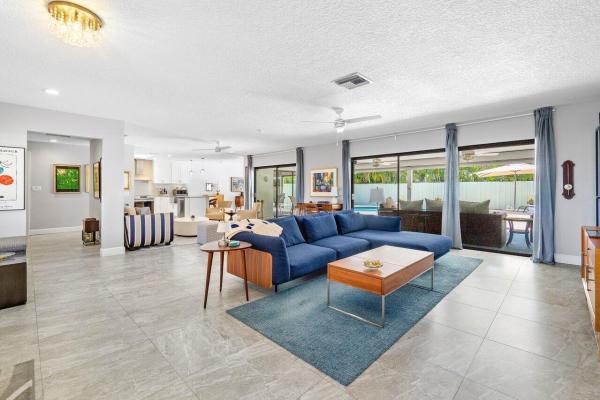 Brookfield, 6011 Glenbrook Dr, Boca Raton, Florida 33433, image 1
