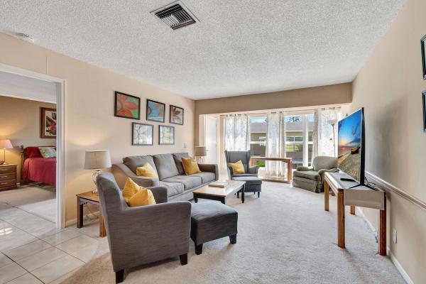The Pines Of Delray, 1150 Boxwood Dr #203, Delray Beach, Florida 33445, image 1