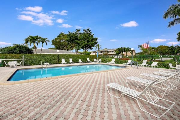 The Pines Of Delray, 1150 Boxwood Dr #203, Delray Beach, Florida 33445, image 1