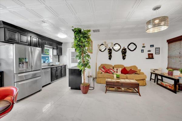 Lantana Heights, 1402 W Mango St, Lantana, Florida 33462, image 1
