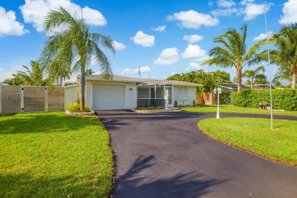 Coral Villas, 2631 NE 51st Ct, Lighthouse Point, Florida 33064, image 1