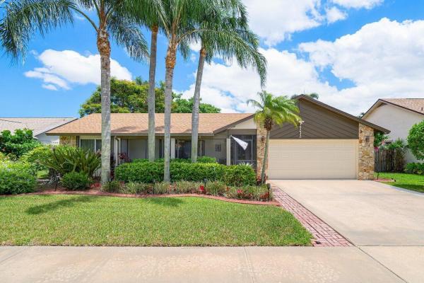 Riverglen East, 4232 NW 5th Dr, Deerfield Beach, Florida 33442, image 1