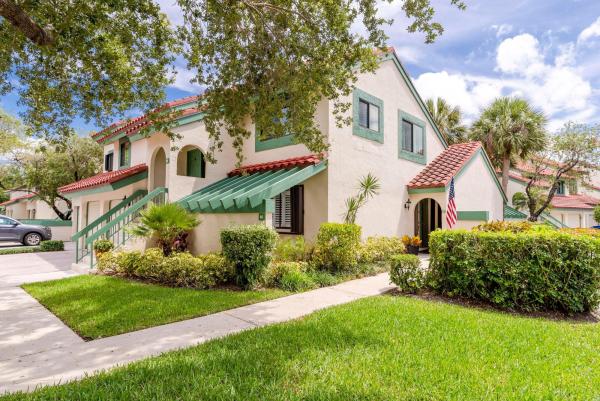 Lexington Green, 9 Lexington Ln #D, Palm Beach Gardens, Florida 33418, image 1