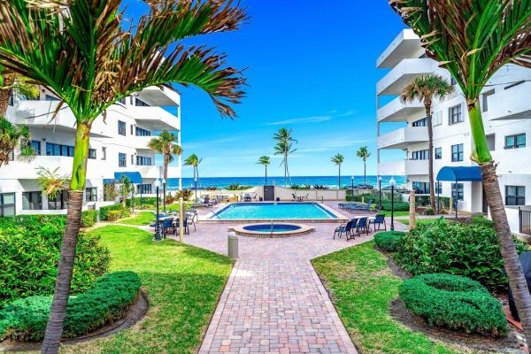 The Beach House, 330 SE 20th Ave #404, Deerfield Beach, Florida 33441, image 1