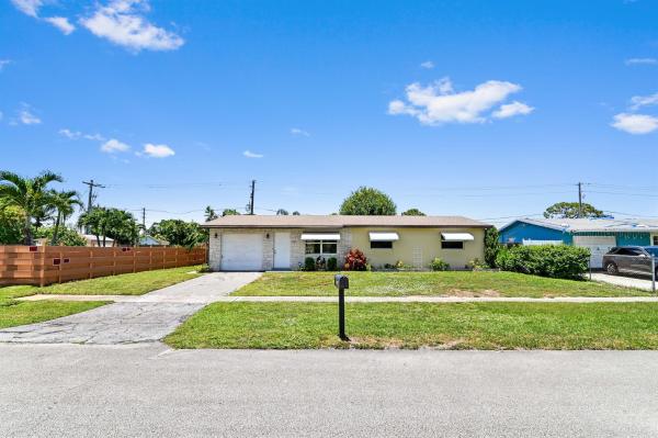 Royal Pines, 4959 Royal Ct, West Palm Beach, Florida 33415, image 1