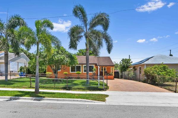 Northwood Hills, 934 35th St, West Palm Beach, Florida 33407, image 1