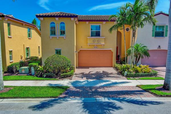 Trevi At The Gardens, 4534 Mediterranean Cir, Palm Beach Gardens, Florida 33418, image 1