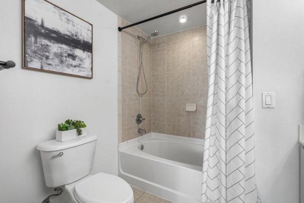 Lauderdale One, 2421 NE 65th St #509, Fort Lauderdale, Florida 33308, image 1