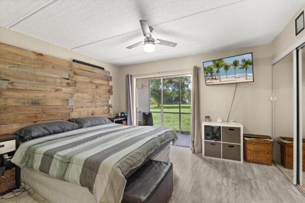 Village Green 4, 2000 Springdale Blvd #108, Palm Springs, Florida 33461, image 1