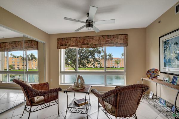 Coral Cove At Coral Lakes, 12565 Imperial Isle Dr #203, Boynton Beach, Florida 33437, image 2