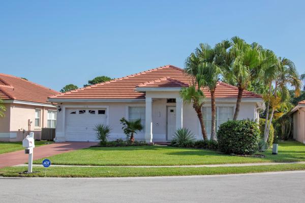 Harbour Greens At Lacuna, 6178 Harbour Greens Dr, Lake Worth Beach, Florida 33467, image 1