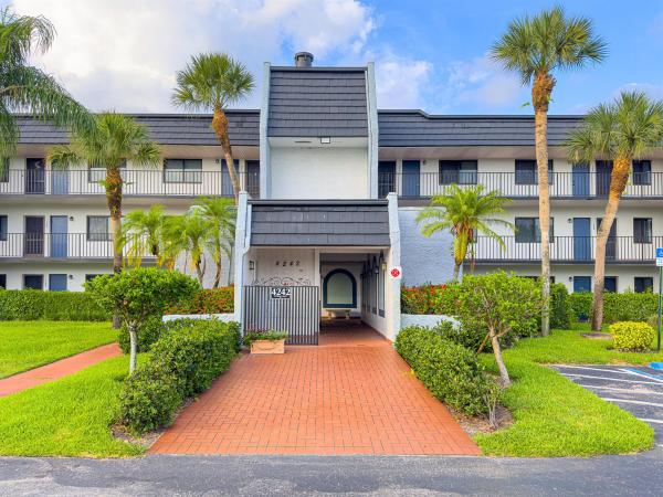 D'Este Court At The Fountains Of Palm Beach, 4242 D Este Ct #108, Lake Worth Beach, Florida 33467, image 1