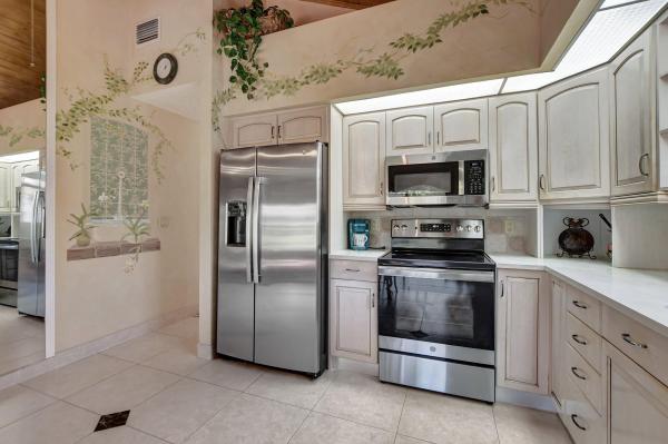 Caravelle At Boca Pointe, 22645 Caravelle Cir, Boca Raton, Florida 33433, image 2