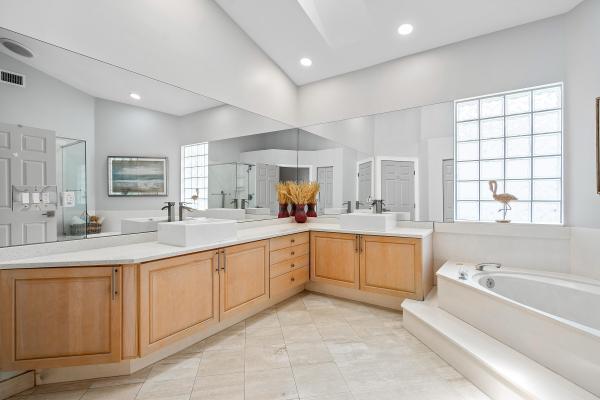Eastpointe Country Club, 12750 Oak Knoll Dr, Palm Beach Gardens, Florida 33418, image 2