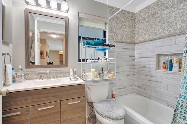 Huntington Woods, 172 Roycourt Cir, Royal Palm Beach, Florida 33411, image 1