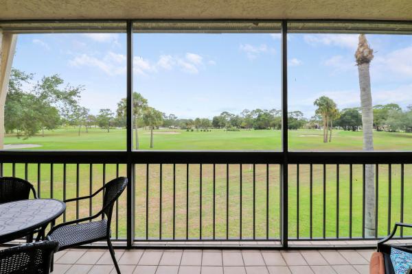 Quail Run Village, 9450 Meadowood Dr #203, Fort Pierce, Florida 34951, image 1