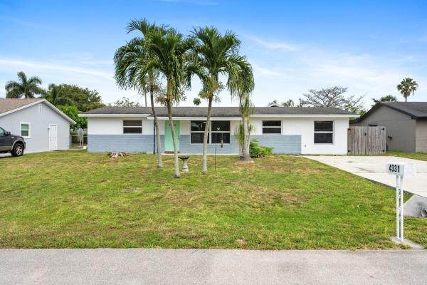 Palm Beach Square, 4331 Birdwood St, Palm Beach Gardens, Florida 33410, image 1