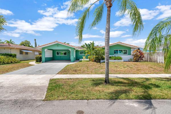 Boca Raton Square, 1289 SW 7th St, Boca Raton, Florida 33486, image 1