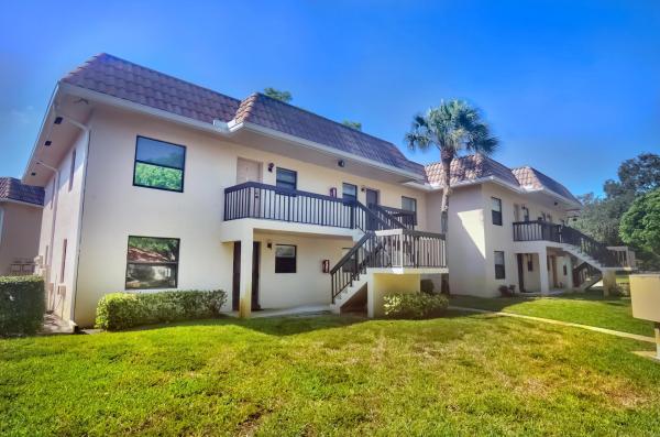 Casa Nueva, 6820 Palmetto Cir #201, Boca Raton, Florida 33433, image 1