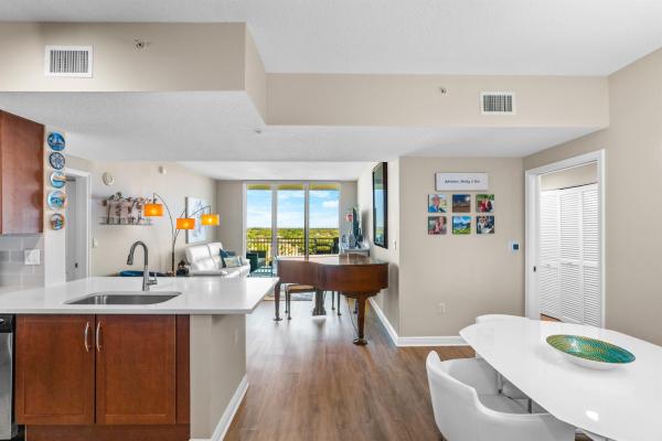 Casa Costa, 450 N Federal Hwy #1014, Boynton Beach, Florida 33435, image 1