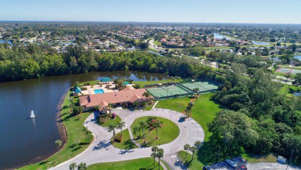 Muirhead Estates, 8017 Desmond Dr, Boynton Beach, Florida 33472, image 2