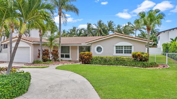 Boca Harbour, 808 NE Bay Cove St, Boca Raton, Florida 33487, image 1