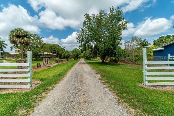 White City, 5205 S Citrus Ave, Fort Pierce, Florida 34982, image 1