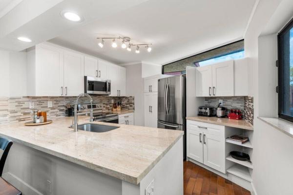 Banyan Lake, 22916 Oxford Pl #D, Boca Raton, Florida 33433, image 1