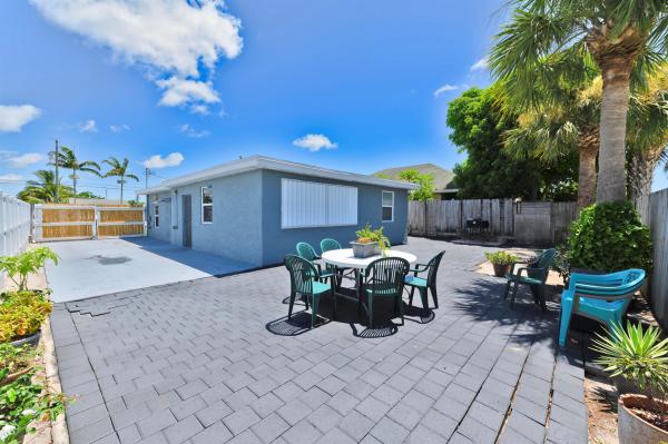 Palm Acres Estates, 2820 Oklahoma St, West Palm Beach, Florida 33406, image 1