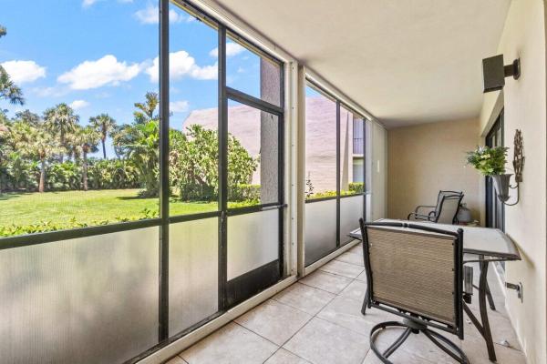 Garden Court Villas, 1707 Consulate Pl #103, West Palm Beach, Florida 33401, image 1