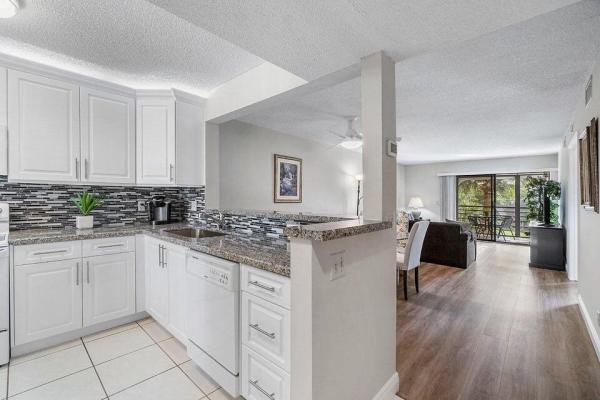 Lakeside Of Banyan Springs, 10092 Cedar Point Blvd #305, Boynton Beach, Florida 33437, image 1