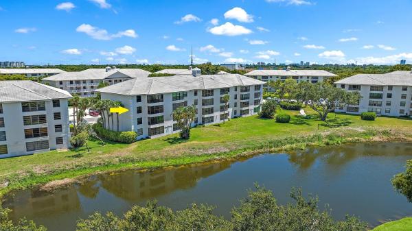 Whitehall, 3630 Whitehall Dr #306, West Palm Beach, Florida 33401, image 1