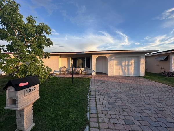 Crystal Lake Golf Villas, 1030 NW 49th St, Deerfield Beach, Florida 33064, image 1