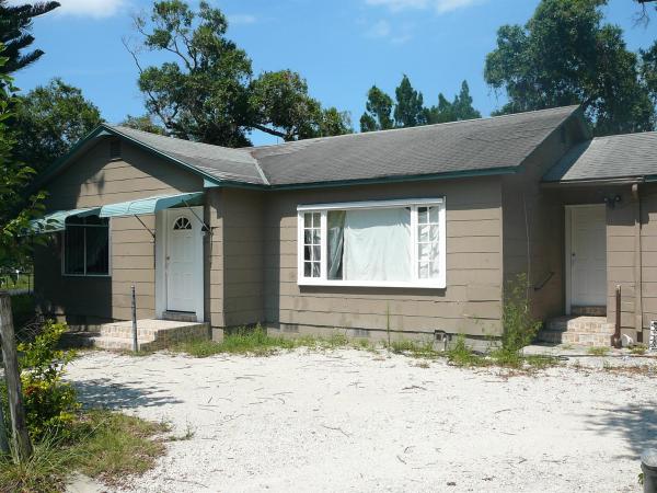 Cobb's Park, 300 S 17th St, Fort Pierce, Florida 34950, image 1