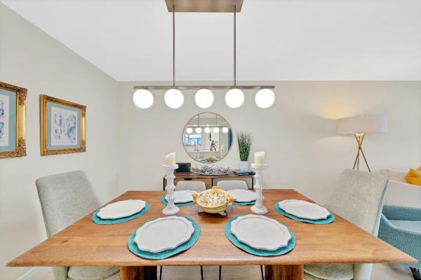Pembridge At Lakes Of Delray, 15451 Pembridge Dr #206, Delray Beach, Florida 33484, image 1