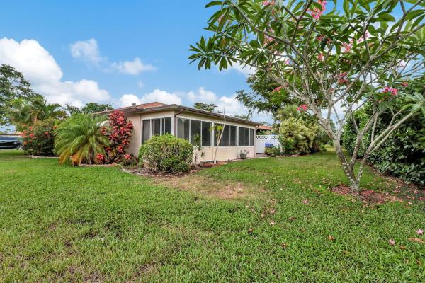 Country Manors, 144 Mockingbird Ln, Delray Beach, Florida 33445, image 2