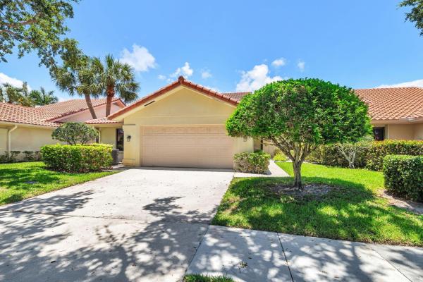 Saratoga Pointe, 2765 Hawthorne Ln, West Palm Beach, Florida 33409, image 1