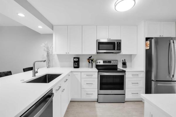 Boca Bayou, 18 Royal Palm Way #3050, Boca Raton, Florida 33432, image 1