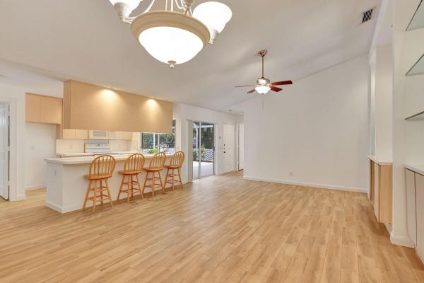 Sun Terrace At Lake Catherine, 4503 Lakemont Ct, Palm Beach Gardens, Florida 33403, image 1