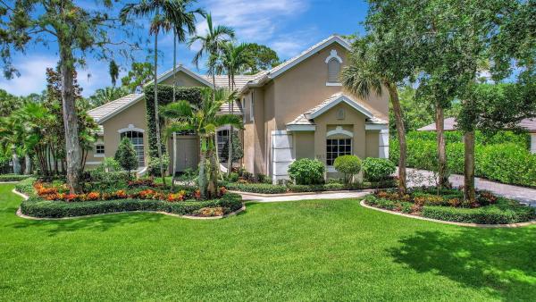 Binks Estates, 827 Forest Glen Ln, Wellington, Florida 33414, image 1