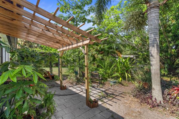Trade Winds, 606 N 37th St, Fort Pierce, Florida 34947, image 2