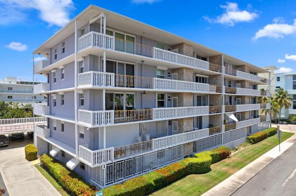 Gold Coast Towers, 1 S Lakeside Dr #C1, Lake Worth Beach, Florida 33460, image 1