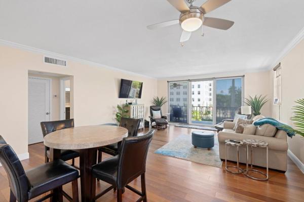Gold Coast Towers, 1 S Lakeside Dr #C1, Lake Worth Beach, Florida 33460, image 1