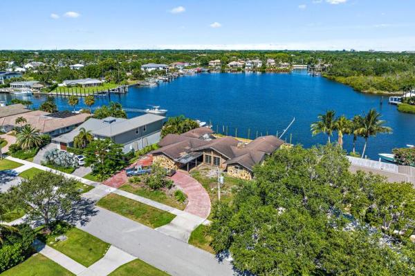 Golf Course, 1033 Country Club Dr, North Palm Beach, Florida 33408, image 1