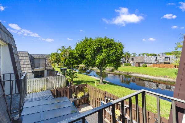 Forest Lakes Townhomes, 1585 Forest Lakes Cir #A, West Palm Beach, Florida 33406, image 2