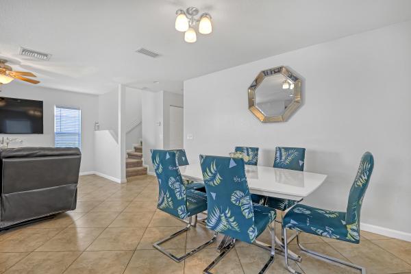 Boynton Hills, 717 NW 2nd St, Boynton Beach, Florida 33435, image 1