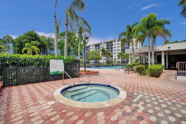 Villas At Meadow Lakes, 1236 S Military Trl #1512, Deerfield Beach, Florida 33442, image 1