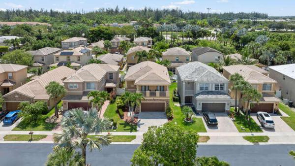 Thoroughbred Lake Estates, 5736 Raceway Rd, Lake Worth, Florida 33449, image 1